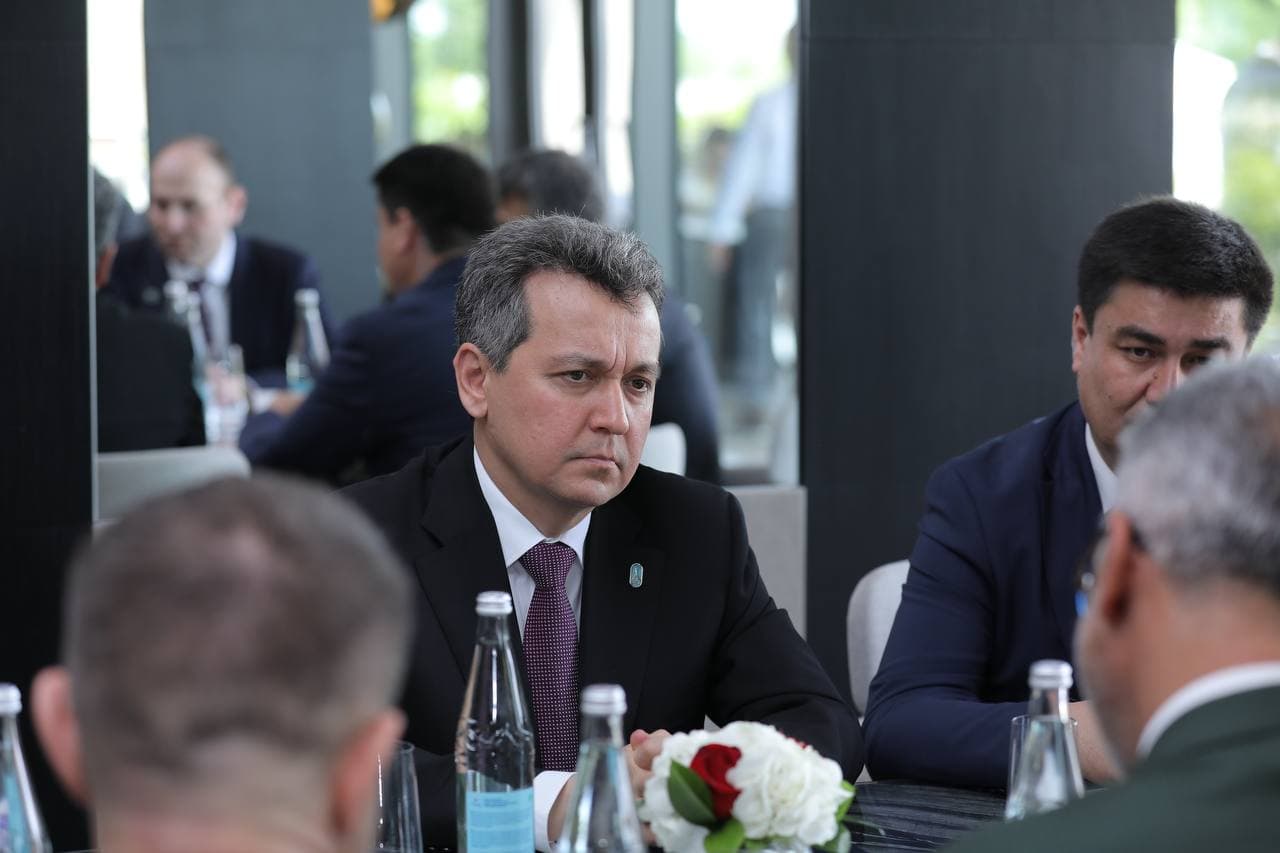 O‘zbekistonda ilk bor Viasat sun’iy yo‘ldoshi orqali mobil aloqa qurilmasiga sun’iy yo‘ldosh xabarlarini uzatish bo‘yicha sinov namoyishi o‘tkazildi