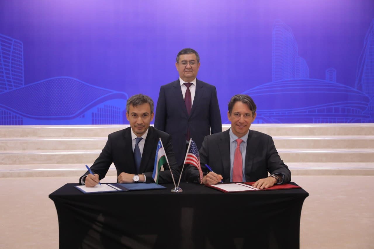 Official signing ceremony for cooperation with Amazon Leo took place