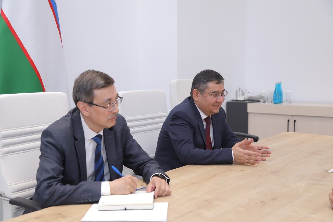 Official signing ceremony for cooperation with Amazon Leo took place