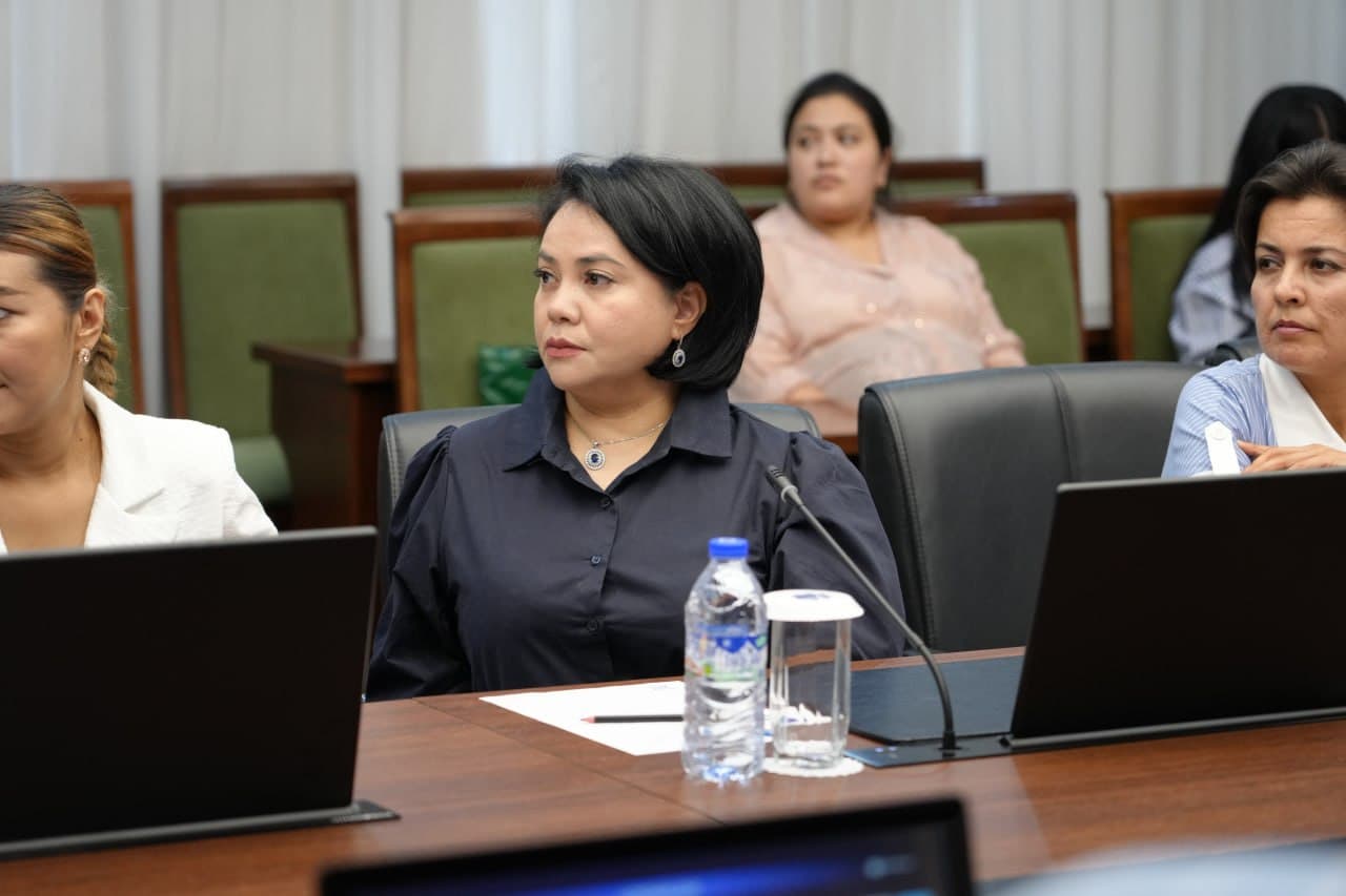Ministry Discusses Measures to Expand Women's Participation in the IT Sector