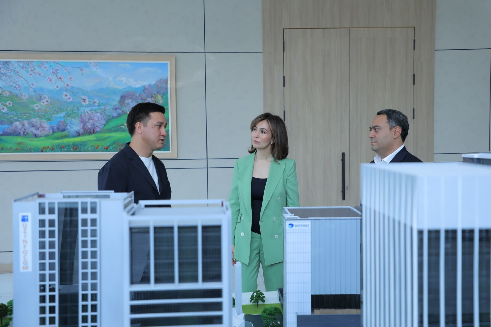 Forum and Job Fair Held for El-yurt Umidi Foundation Scholarship Holders