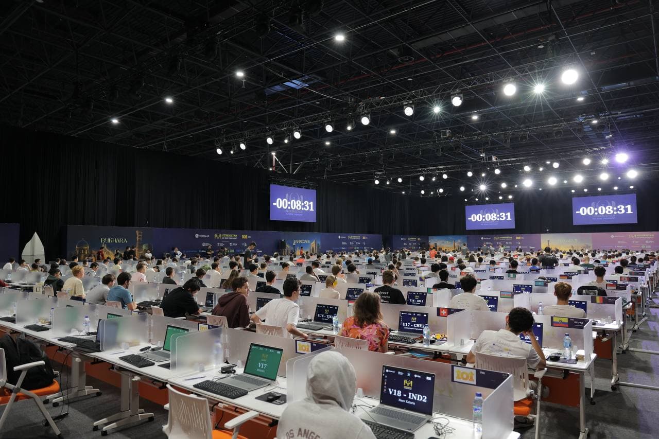 O‘zbekiston tarixida ilk bor o‘tkazilayotgan 38-Xalqaro informatika olimpiadasining birinchi kun bahslari boshlandi