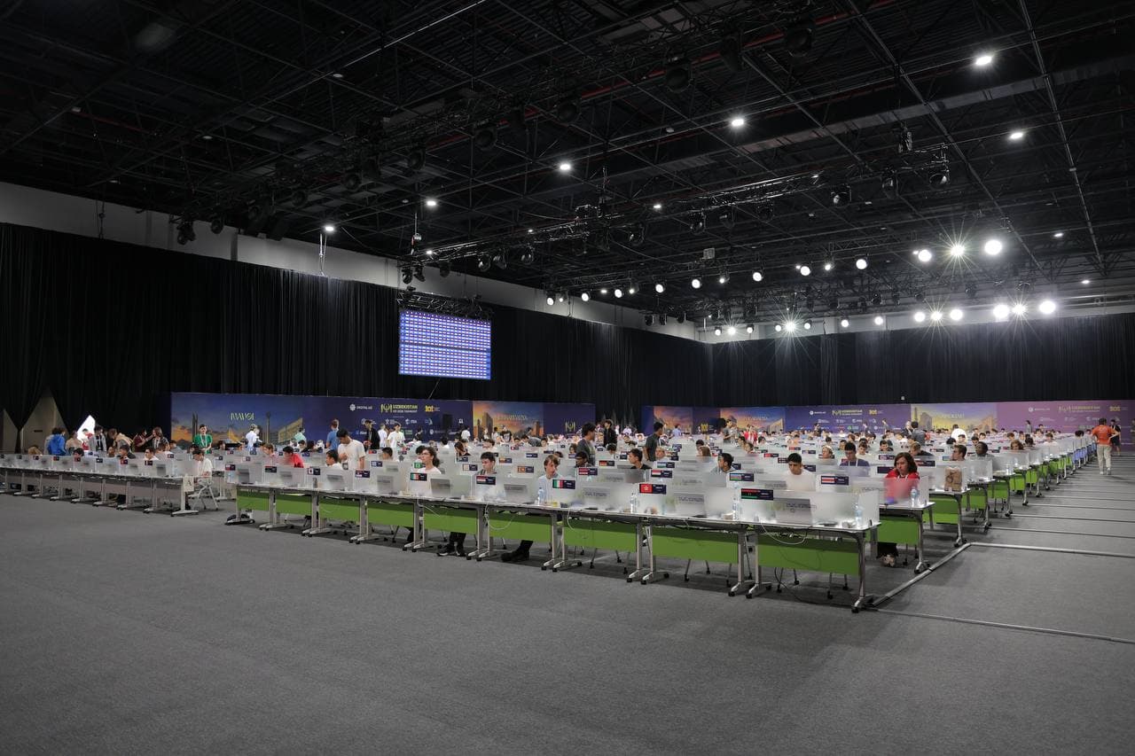 O‘zbekiston tarixida ilk bor o‘tkazilayotgan 38-Xalqaro informatika olimpiadasining birinchi kun bahslari boshlandi