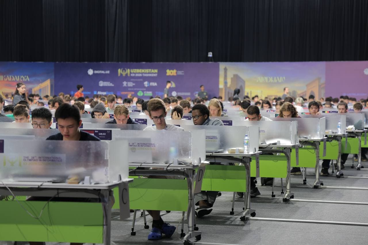 O‘zbekiston tarixida ilk bor o‘tkazilayotgan 38-Xalqaro informatika olimpiadasining birinchi kun bahslari boshlandi