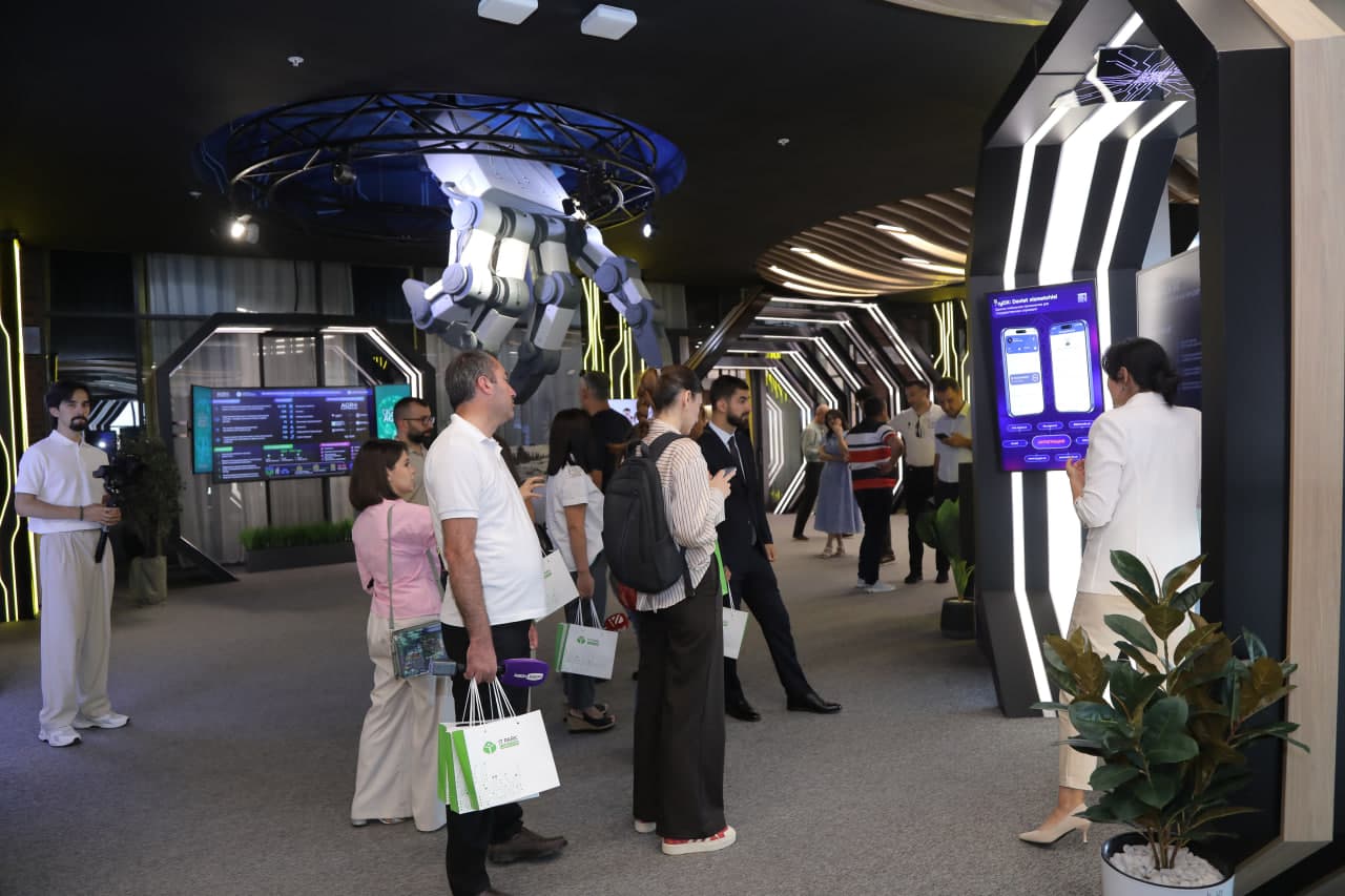 International Media Tour Organized for Azerbaijani Media Representatives at the IT Park Uzbekistan Complex