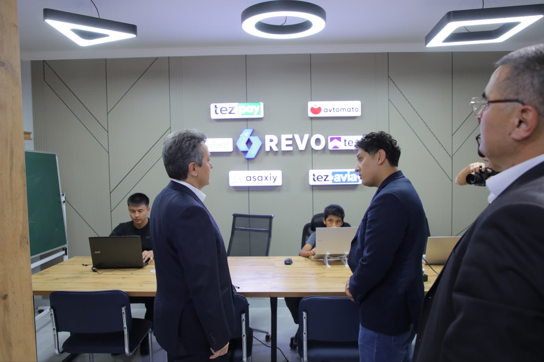 Advanced IT Projects of "Revolution Global" Company Presented in Urgench
