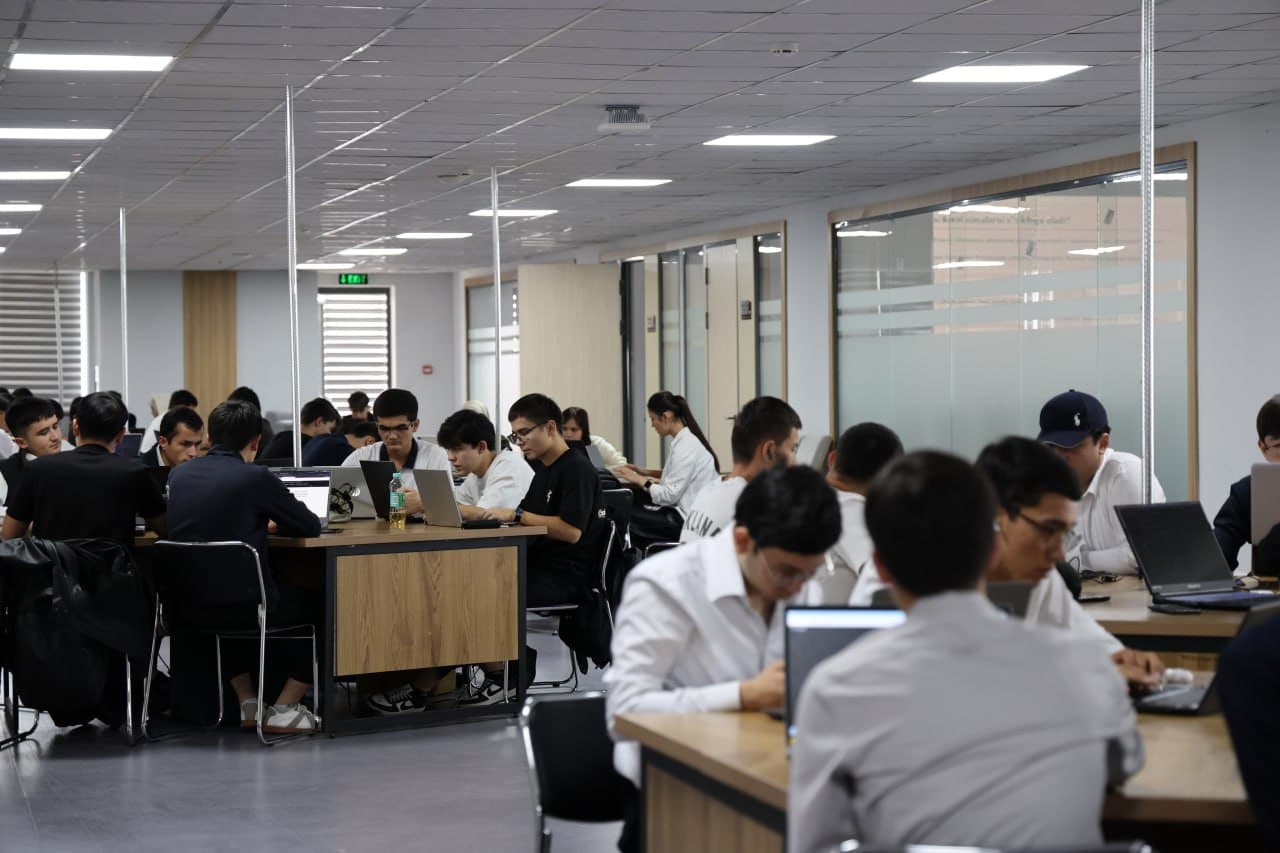 Cyber University Representatives Achieve Strong Results at Cyberkent 4.0 Competition