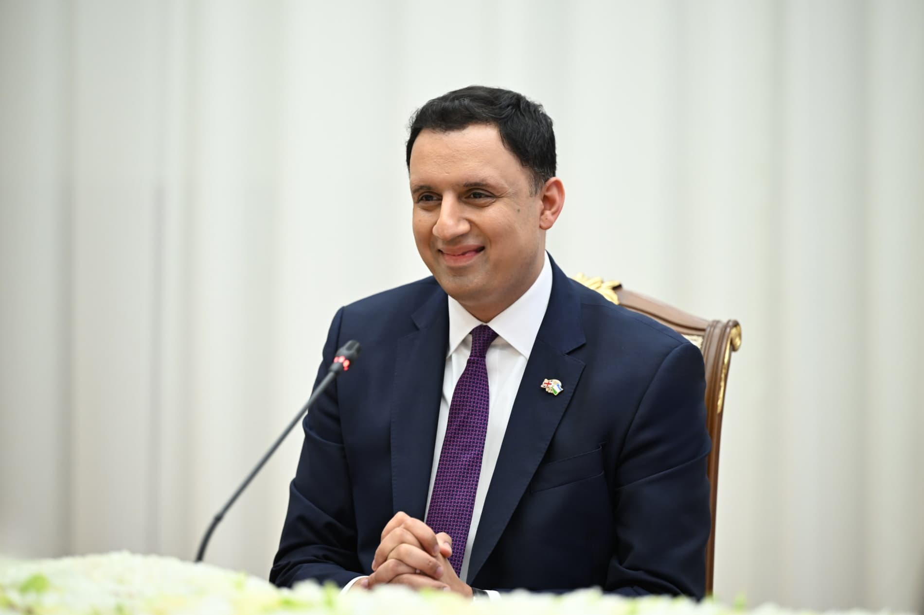Президент Узбекистана обсудил вопросы дальнейшего развития сотрудничества с Великобританией